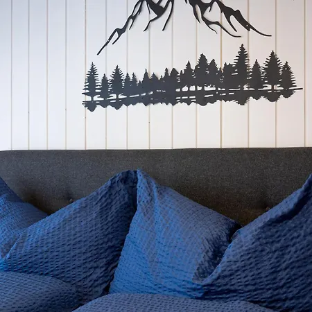 Spacious Near Brienz With Hot Tub & Parking 아파트 Kienholz