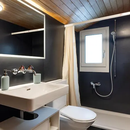 아파트 Spacious Near Brienz With Hot Tub & Parking Kienholz