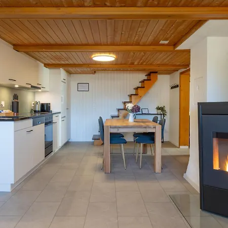 Spacious Near Brienz With Hot Tub & Parking 아파트 Kienholz