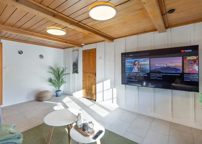 Spacious Near Brienz With Hot Tub & Parking Kienholz