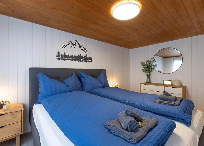 Spacious Near Brienz With Hot Tub & Parking *