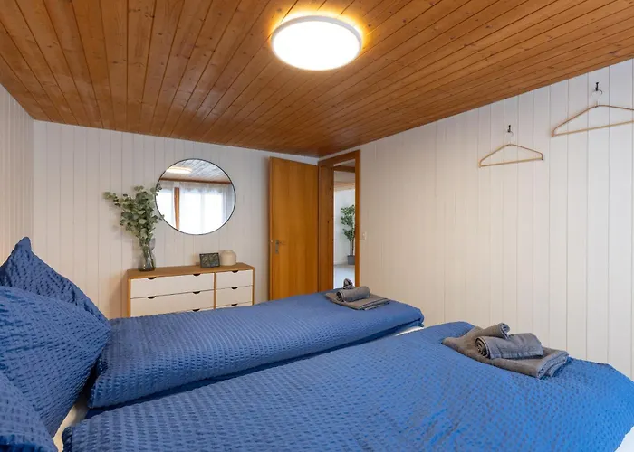 Spacious Near Brienz With Hot Tub & Parking Kienholz